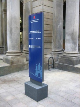 Rathausmarkt Beschilderung